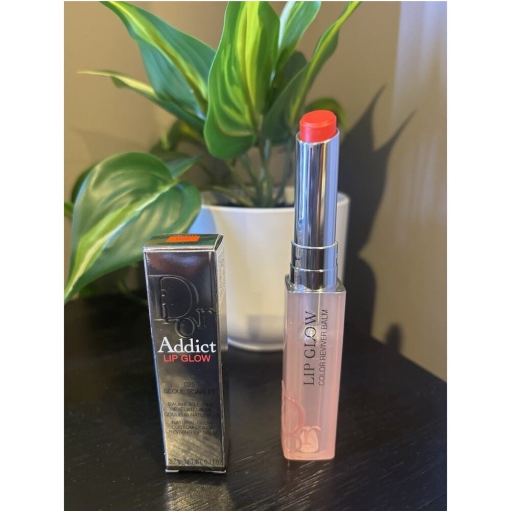 DIOR ADDICT LIP GLOW | SHADE  025 Seoul Scarlet
